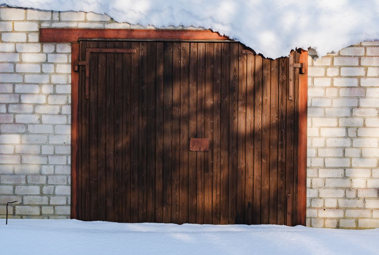 Garage door service in Redmond, WA