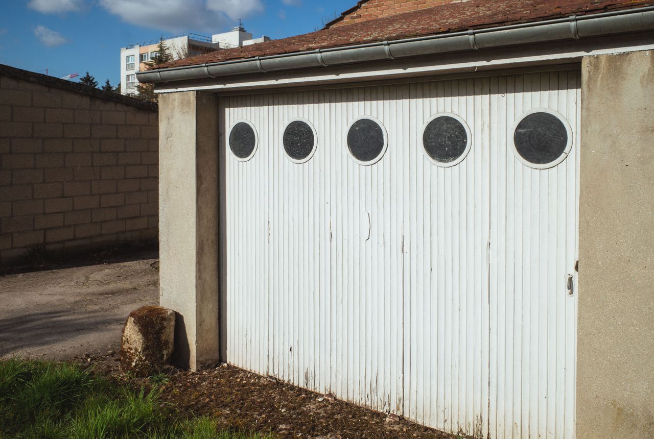 Garage door service in Redmond, WA